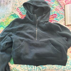 Lululemon 1/2 zip scuba